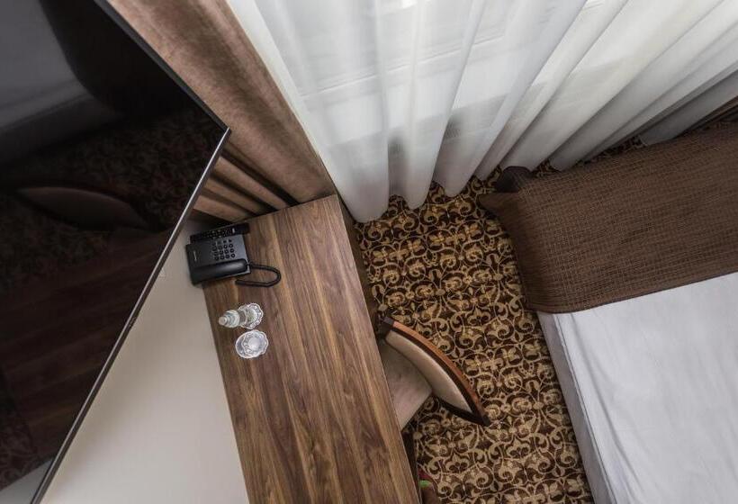 اتاق استاندارد یک نفره, Gradiali Wellness And Spa