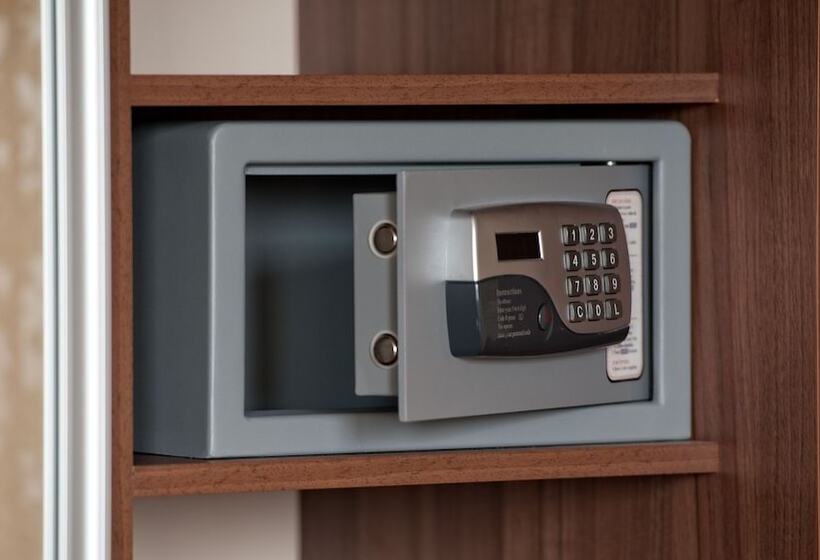 اتاق استاندارد یک نفره, Gradiali Wellness And Spa