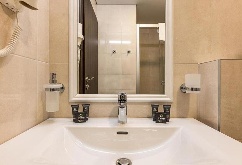 اتاق استاندارد چهار تخته, Gradiali Wellness And Spa