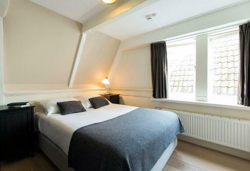 1 Bedroom Penthouse Apartment, Grand Canal Boutique