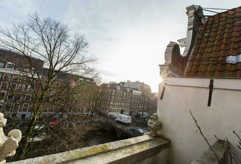 1 Bedroom Penthouse Apartment, Grand Canal Boutique