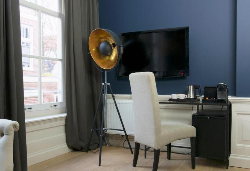 اتاق راحتی, Grand Canal Boutique