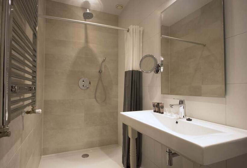 اتاق راحتی, Grand Canal Boutique