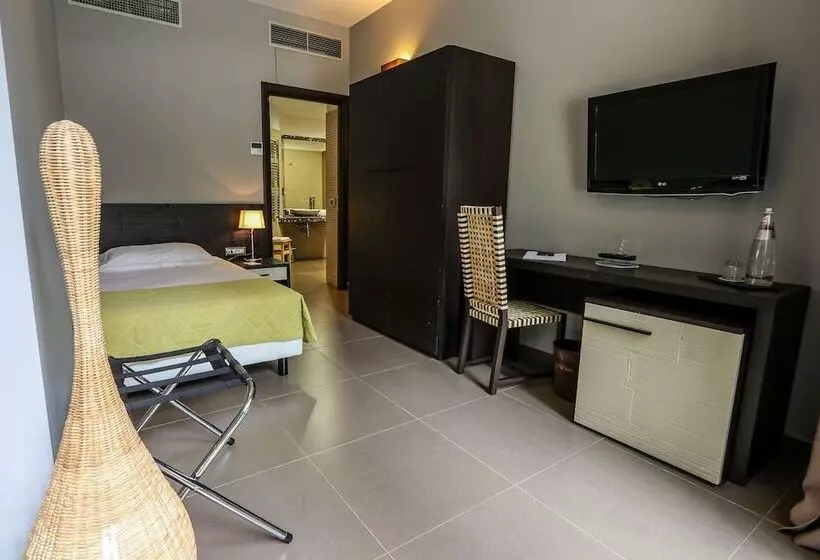 اتاق استاندارد یک نفره, Le Dune Resort