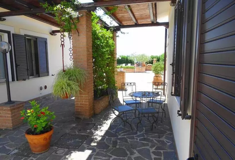 庭の見える1ベッドルームアパートメント, Residence Terra Dei Santi Country House