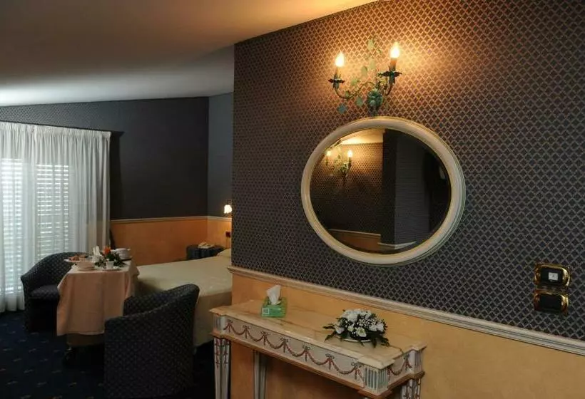 سوییت جونیور, Ristorante La Lanterna