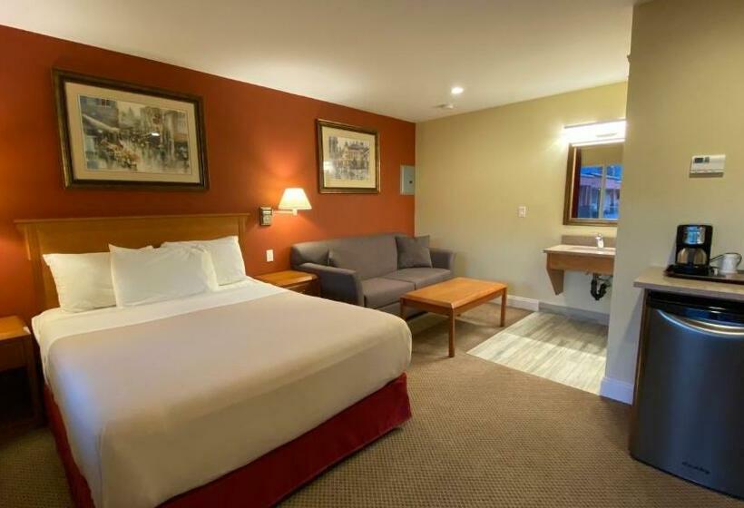 Deluxe Rum, Sahara Courtyard Inn Osoyoos