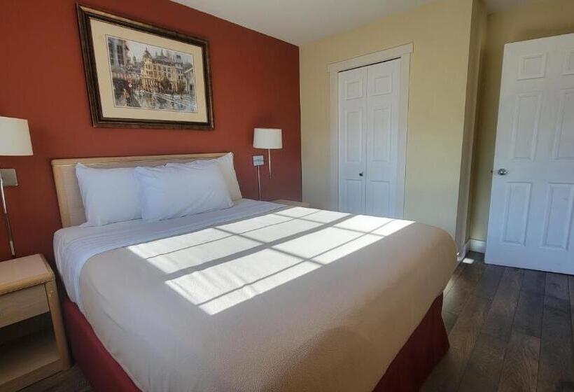 Люкс с Балконом, Sahara Courtyard Inn Osoyoos