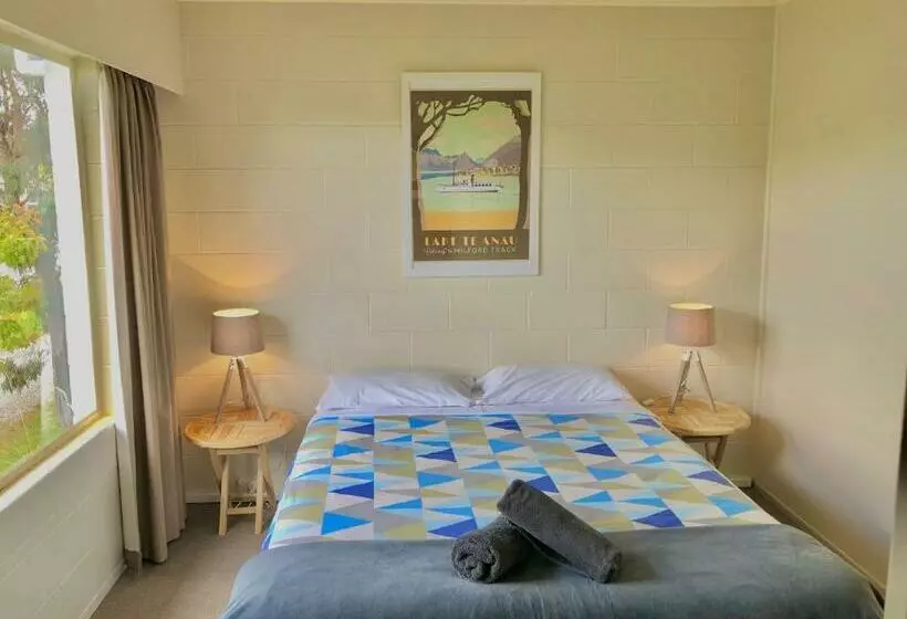 スタンダードルーム, Te Anau Lakefront Backpackers