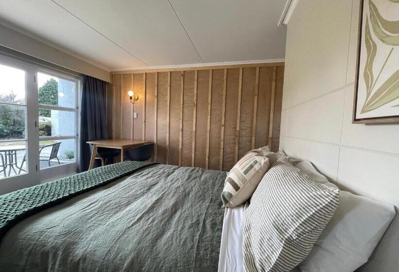 اتاق استاندارد سه نفره, Te Anau Lakefront Backpackers
