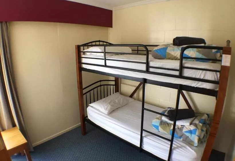 バス共有のスタンダードルーム, Te Anau Lakefront Backpackers