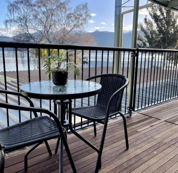חדר סטנדרט נוף לאגם, Te Anau Lakefront Backpackers