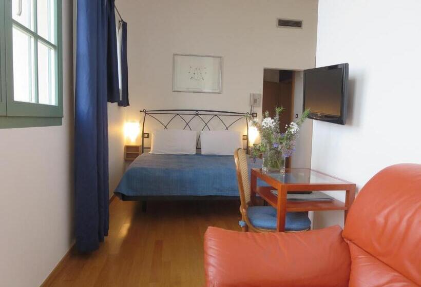 スタンダードルーム, Televrin