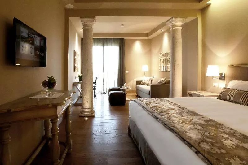 スタンダードトリプルルーム, Tenuta De L Annunziata  Natural Relais