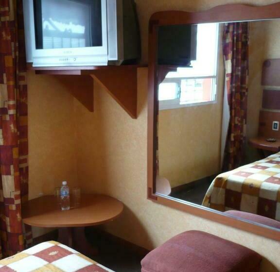 스탠다드 룸, Universal