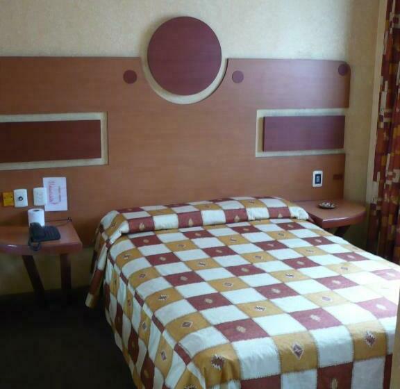 スタンダードルーム, Universal