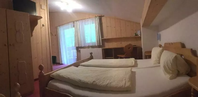 Standard-huone Parveke, Panoramahotel Burgeck
