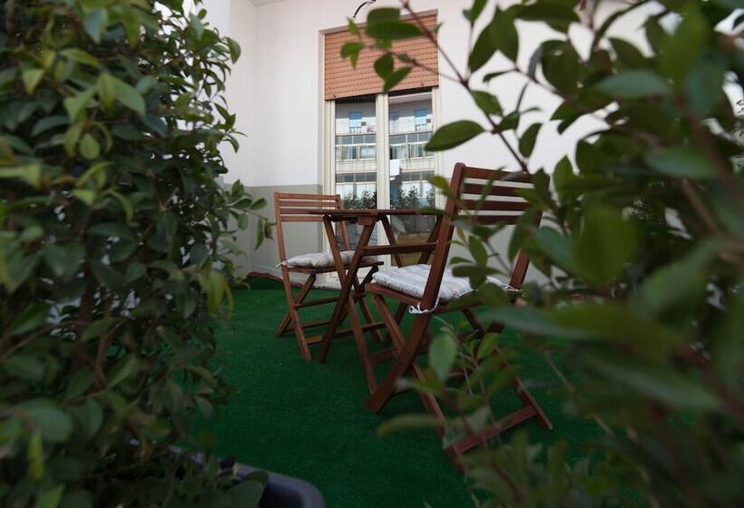 חדר קלאסי, Ruins B&b