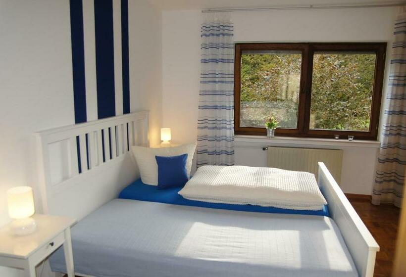 Апартаменты 2 Спальни, Gasthof Schumacher Hotel Garni