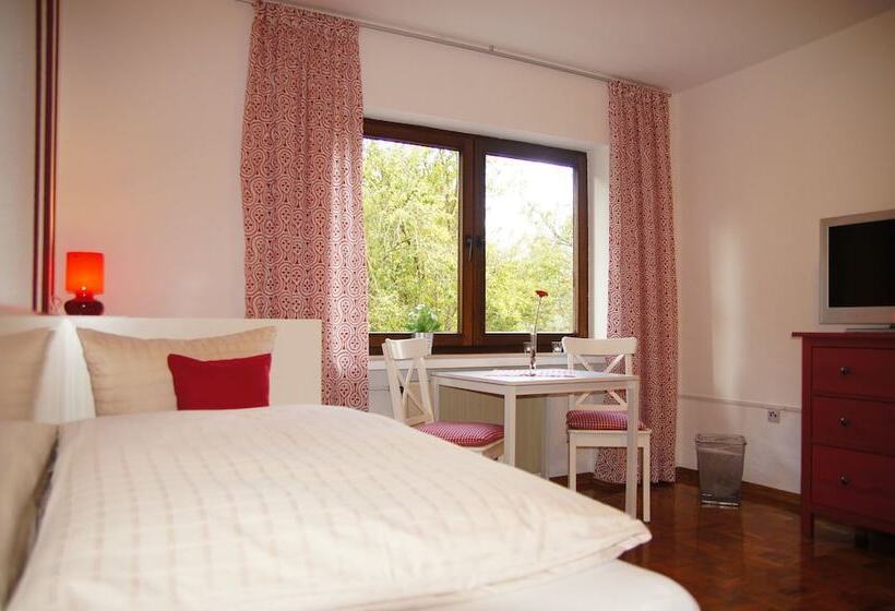 Номер Стандарт с Балконом, Gasthof Schumacher Hotel Garni