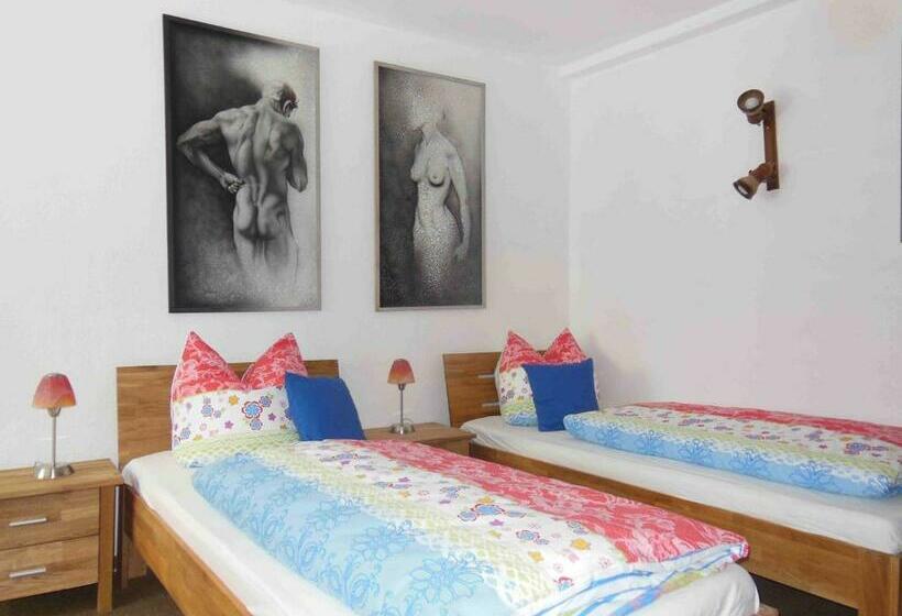 Номер Стандарт, Green Mile Motel