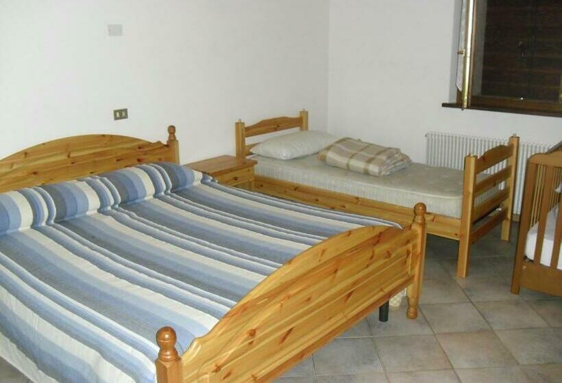 带2个卧室的公寓, Agriturismo Cornolade