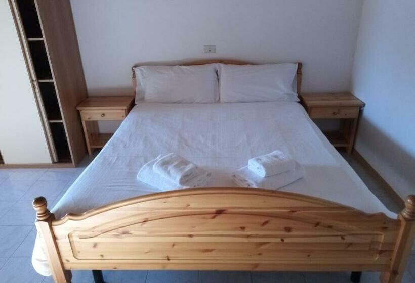 四人标准间, Agriturismo Cornolade