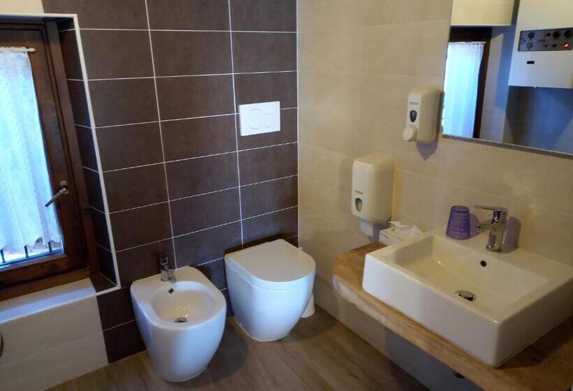 디럭스 룸, Agriturismo Cornolade