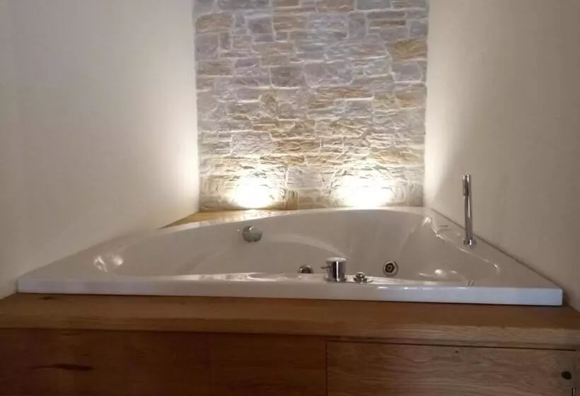 デラックスルーム, Agriturismo Cornolade