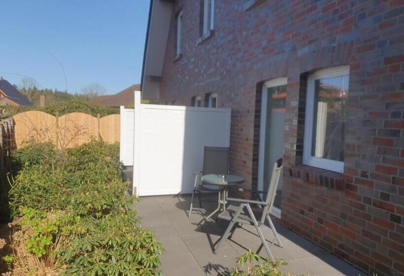 غرفة قياسية مزوَّدة بتراس, Bohlje