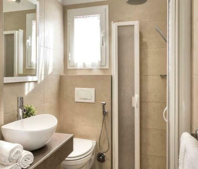 バルコニー付きスタンダードトリプルルーム, Hawaii