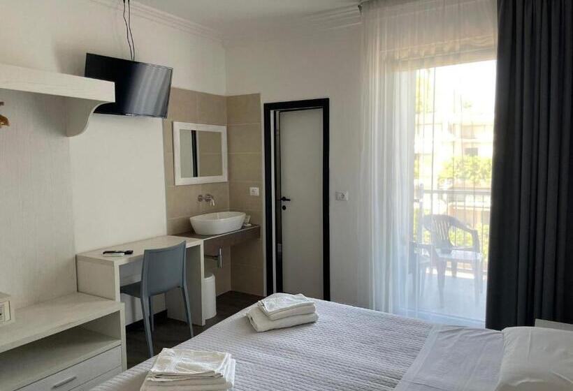 バルコニー付スタンダード4ベッドルーム, Hawaii