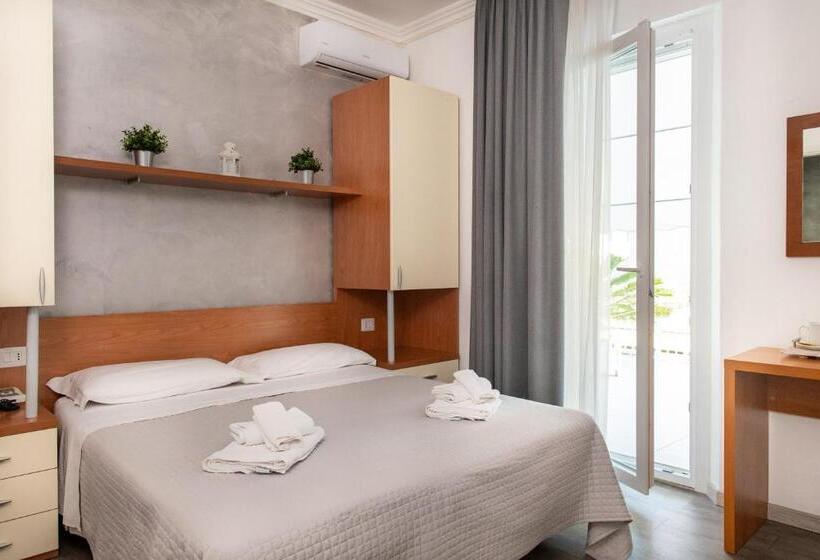 バルコニー付スタンダード4ベッドルーム, Hawaii