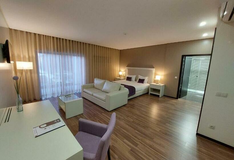 ファミリールーム, Monte Lirio