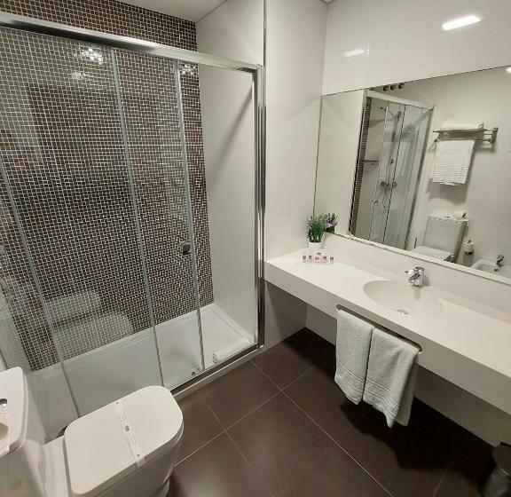 ファミリールーム, Monte Lirio