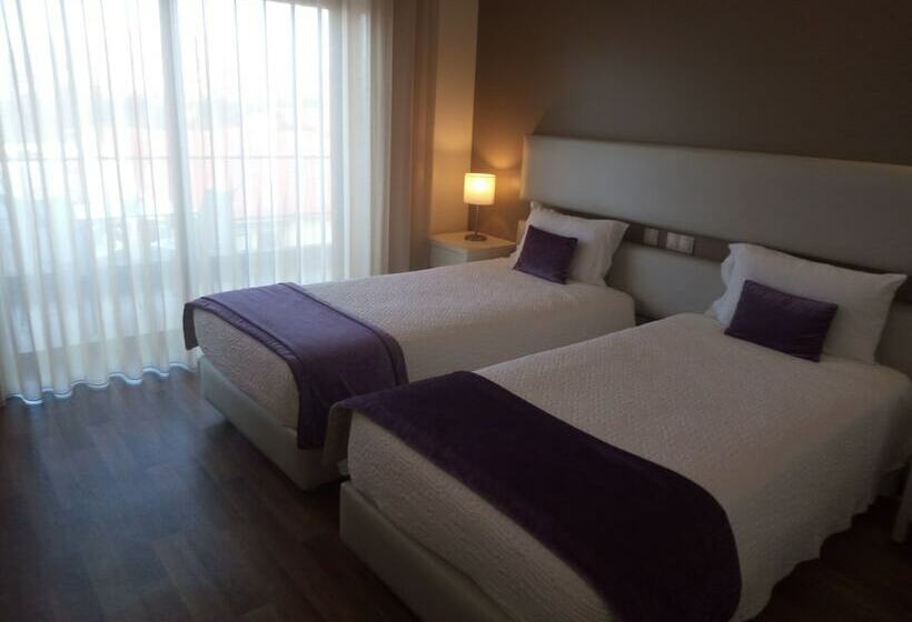 ファミリールーム, Monte Lirio