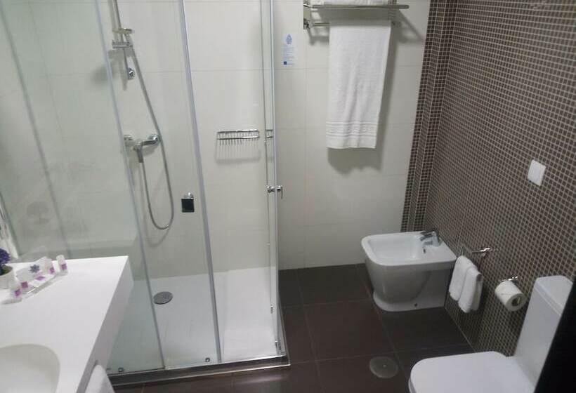 ファミリールーム, Monte Lirio