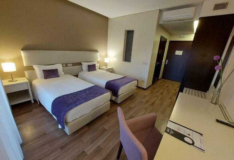 オーシャンビュースタンダードルーム, Monte Lirio