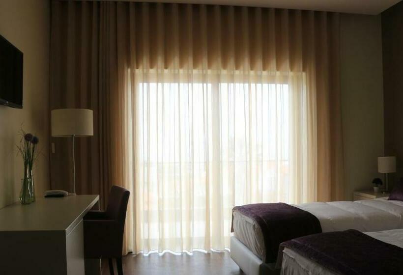 オーシャンビュースタンダードルーム, Monte Lirio