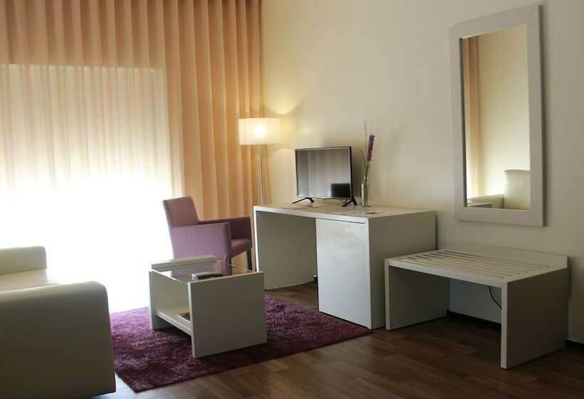 シティビュースイート, Monte Lirio