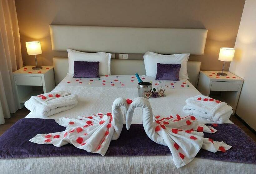 スタンダードルーム, Monte Lirio