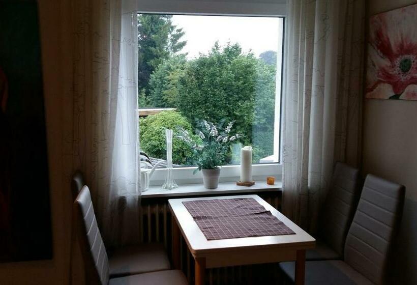 غرفة قياسية, Pension Hainbuch