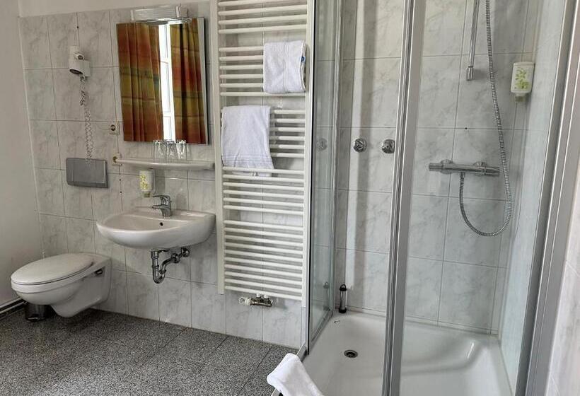 اتاق استاندارد, Schuetzenhaus Vorsfelde