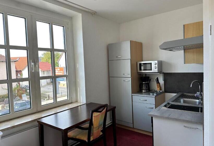 اتاق استاندارد چهار تخته, Schuetzenhaus Vorsfelde