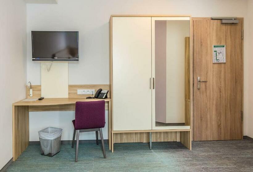 Номер Стандарт Индивидуальный, Schumanns Garten