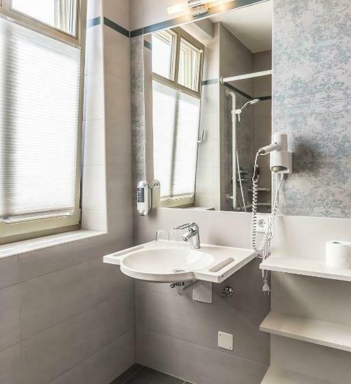 Номер Стандарт, Schumanns Garten