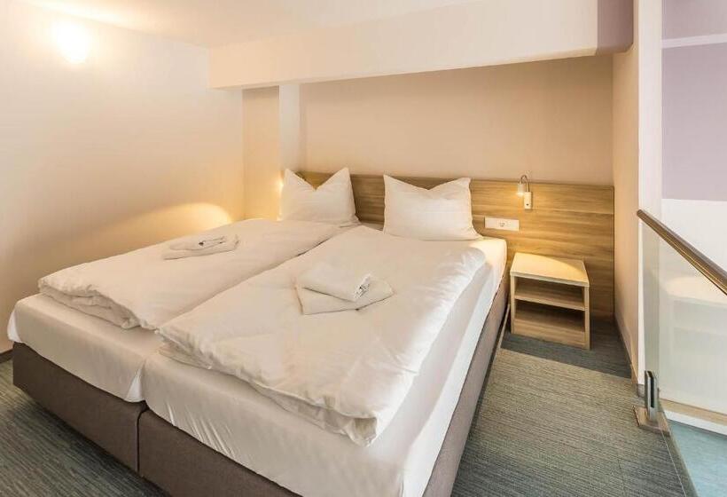 Номер Стандарт, Schumanns Garten