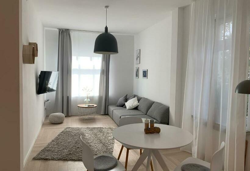 Апартаменты 1 Спальня, Siebzehn80