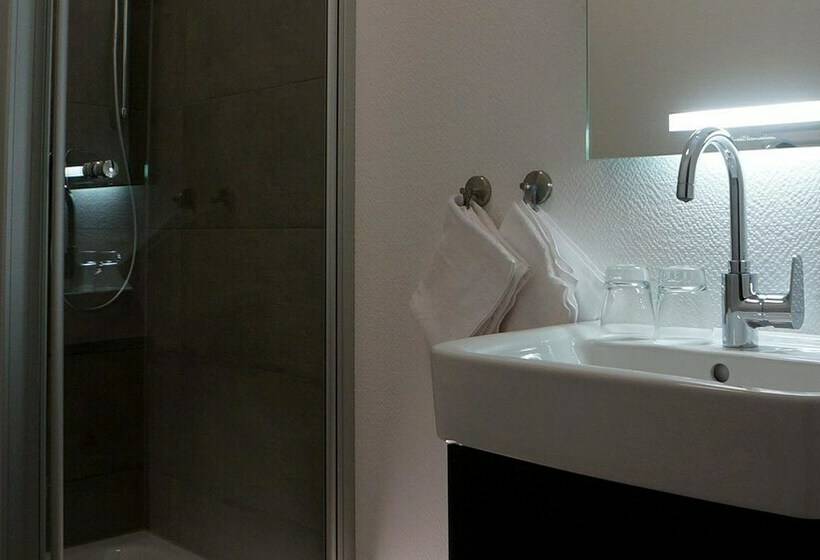 Номер Стандарт, Siebzehn80