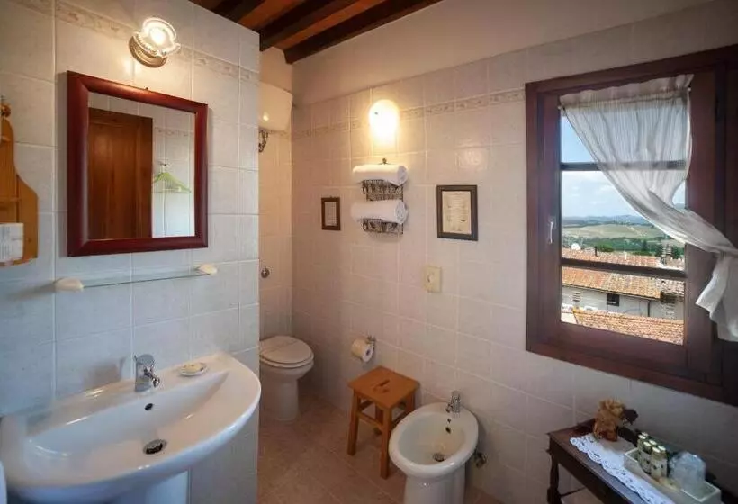 اتاق استاندارد سه نفره, Torciano Hotel Wine & Winery, Tuscany